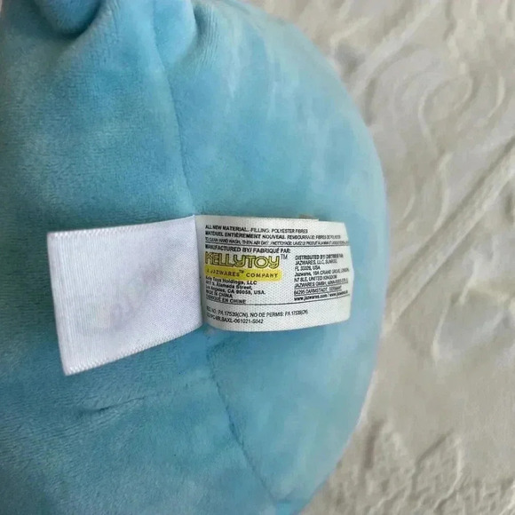 Squishmallows CLUTCH the Blue Axolotl w/ Balloon Sprinkles Exclusive Birthday - Picture 10 of 10